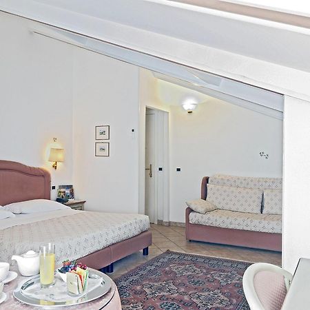 Hotel Kursaal パッシニャーノ・スル・トラジメーノ 部屋 写真
