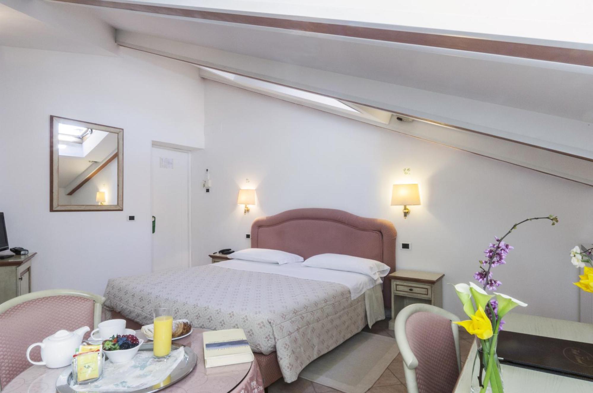 Hotel Kursaal パッシニャーノ・スル・トラジメーノ 部屋 写真
